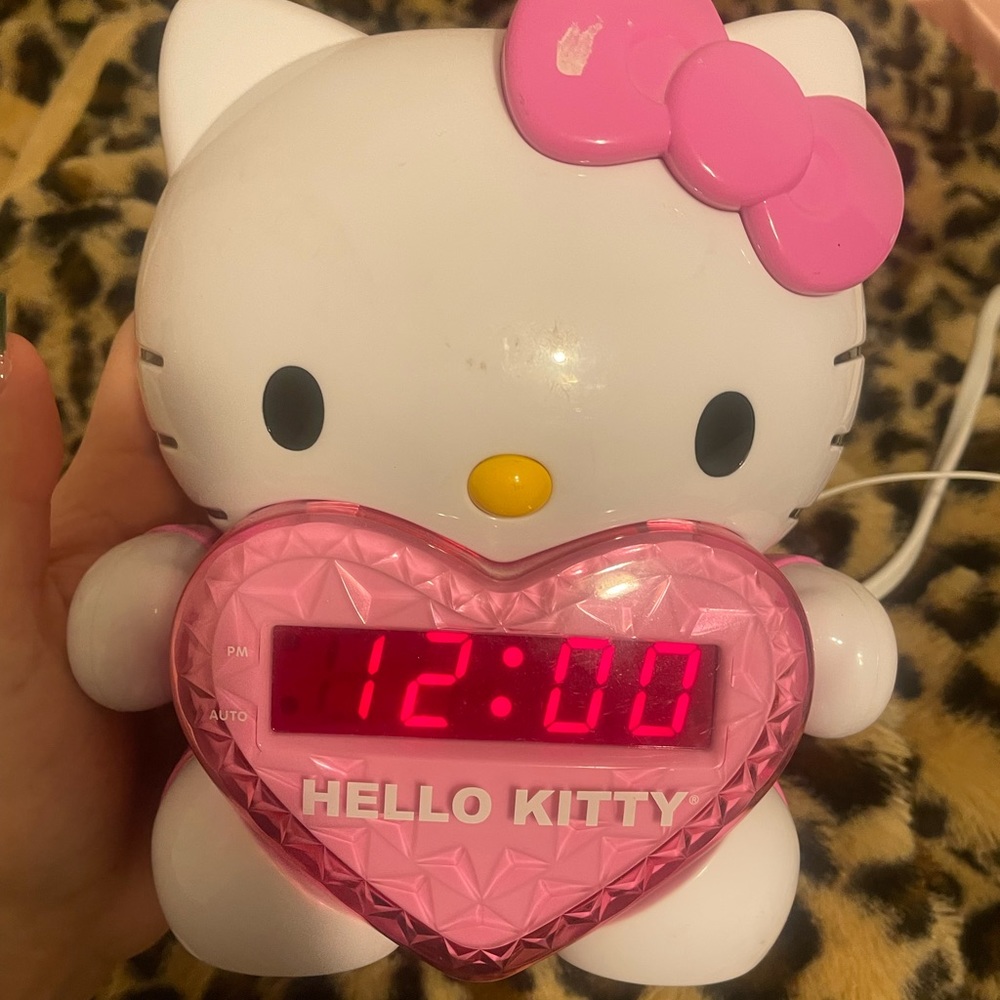 Hello Kitty Alarm & Radio